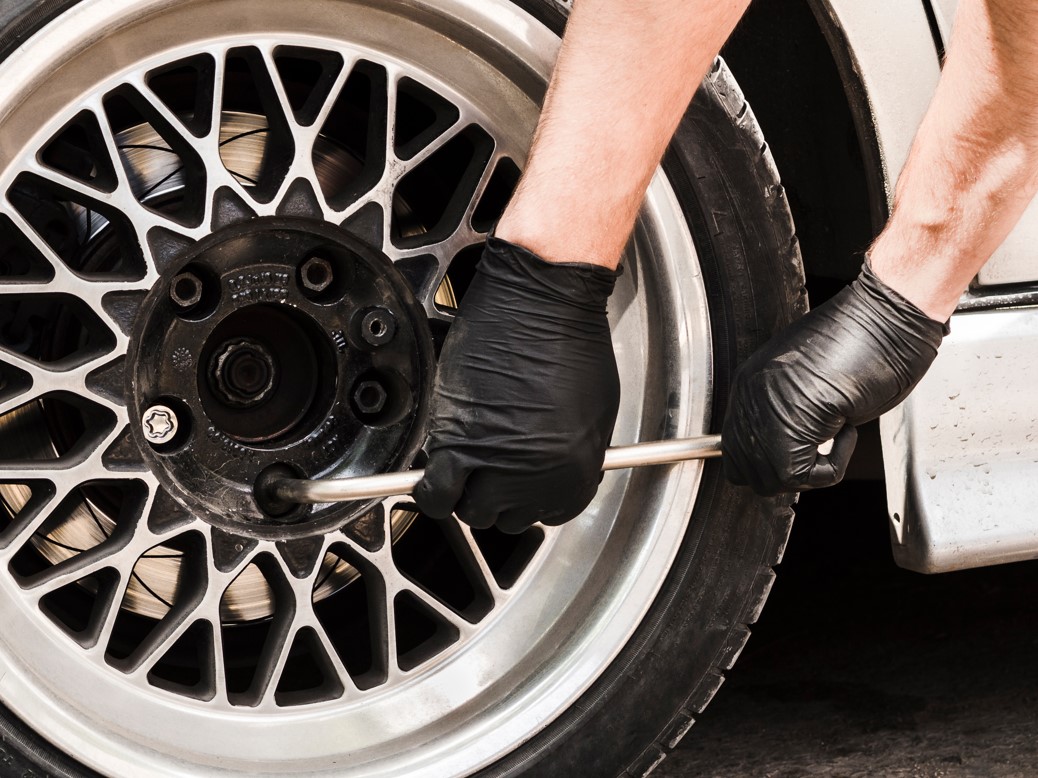 uploads/Alloy Wheel Refurbishment-1.jpg
